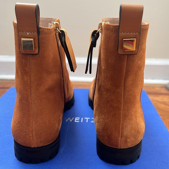 NEW Stuart Weitzman Women’s RILEY Suede Side Zip Booties in Cognac, Size US 7.5 - Picture 5 of 6
